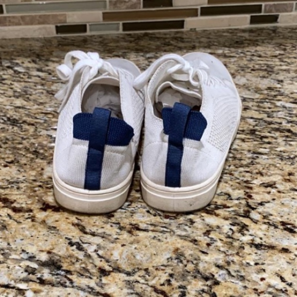 Walking sock like sneakers - Picture 3 of 5